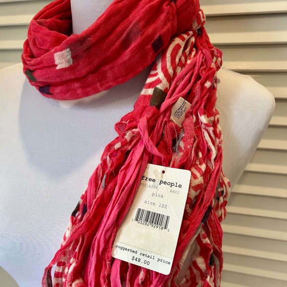 Free People Scarf - Picture 5 of 7